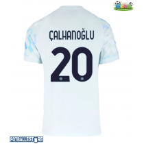 Inter Milan Hakan Calhanoglu #20 Bortedrakt 2025-26 Kortermet